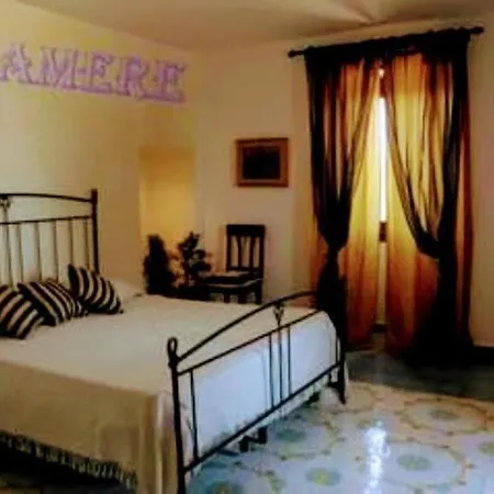 לינה וארוחת בוקר B E B- Il Casale Del Melograno-country House Piano di Santa Laura