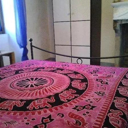 B E B- Il Casale Del Melograno-country House *