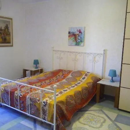 B E B- Il Casale Del Melograno-country House *