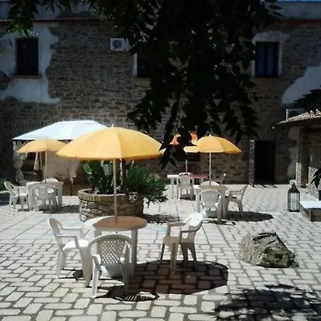 B E B- Il Casale Del Melograno-country House * Piano di Santa Laura