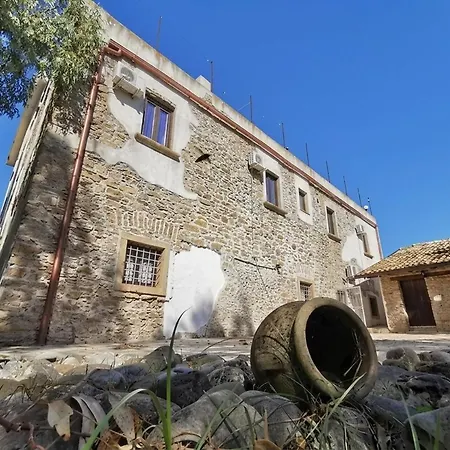 B E B- Il Casale Del Melograno-country House *